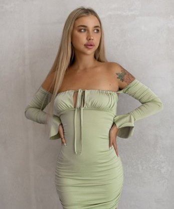 Алиса, 23